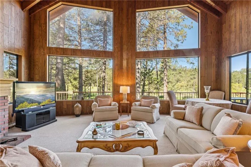524 Golf Course Road, Lake Arrowhead