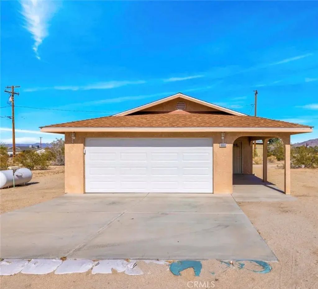 6693 Mariposa, 29 Palms