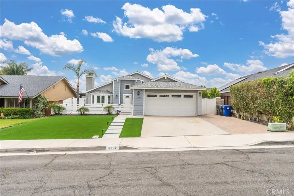 3227 Norelle, Jurupa Valley