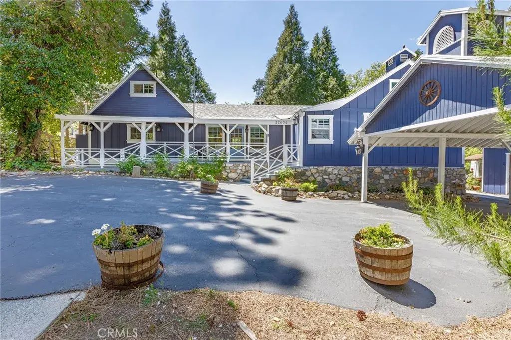 22606 Seeley Drive, Crestline