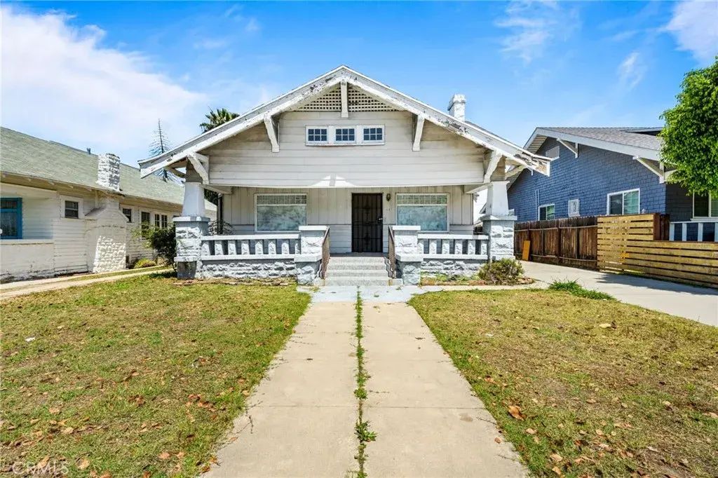 1431 W 37th Drive, Los Angeles