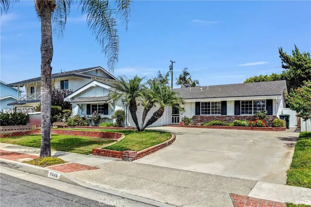 9846 Joel, Cypress