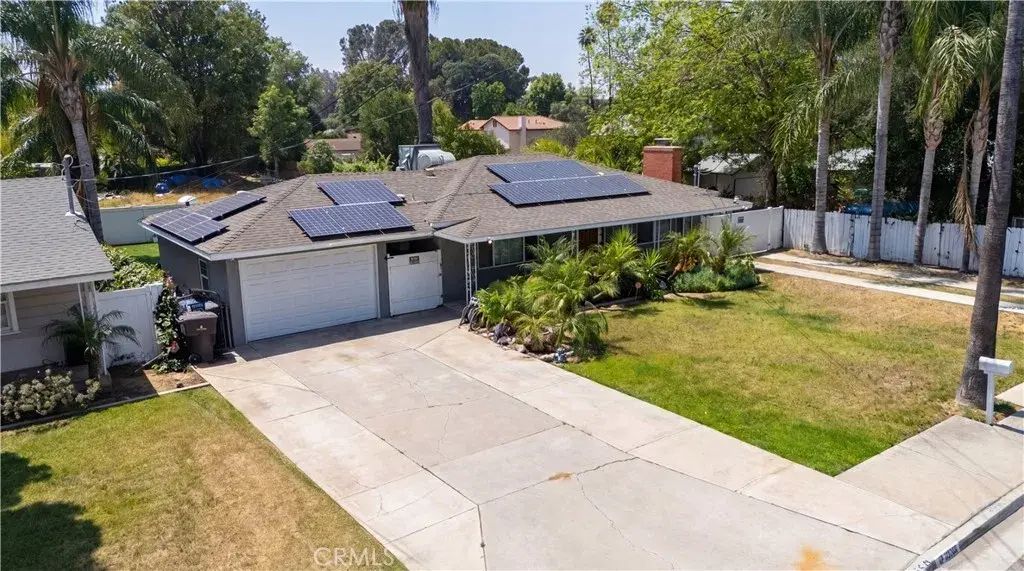 3558 Washington, Riverside