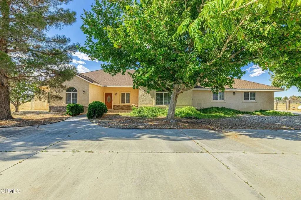 8585 W Avenue E, Lancaster