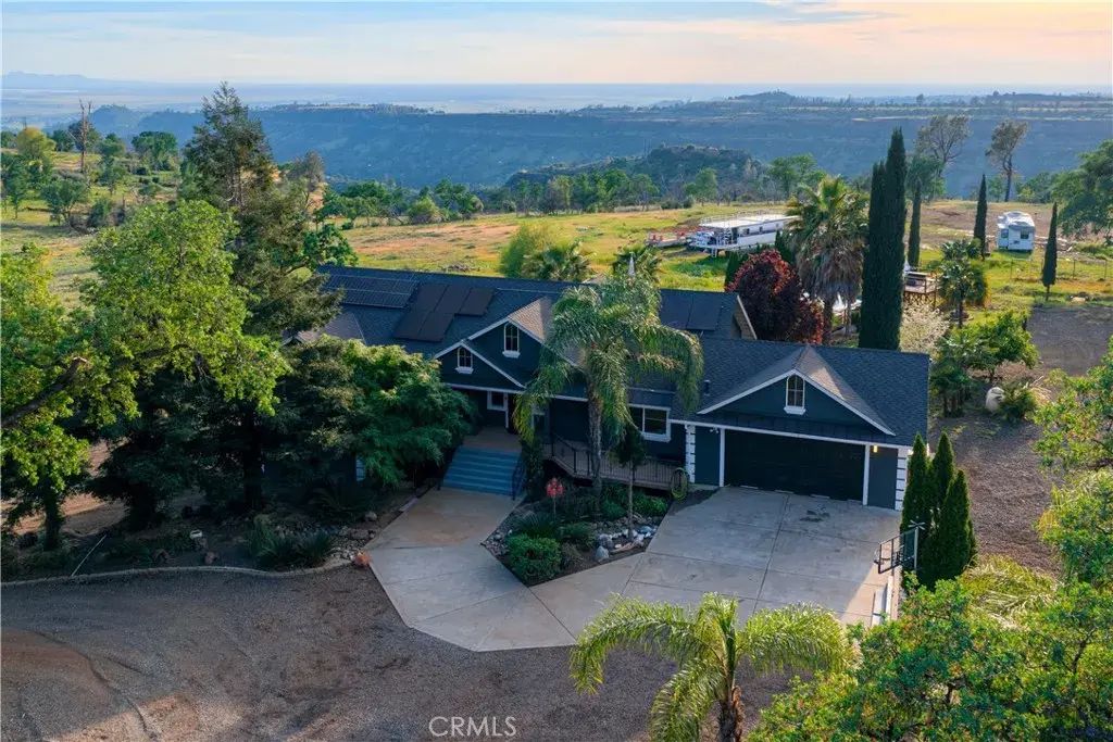 3929 Pardes Way, Paradise