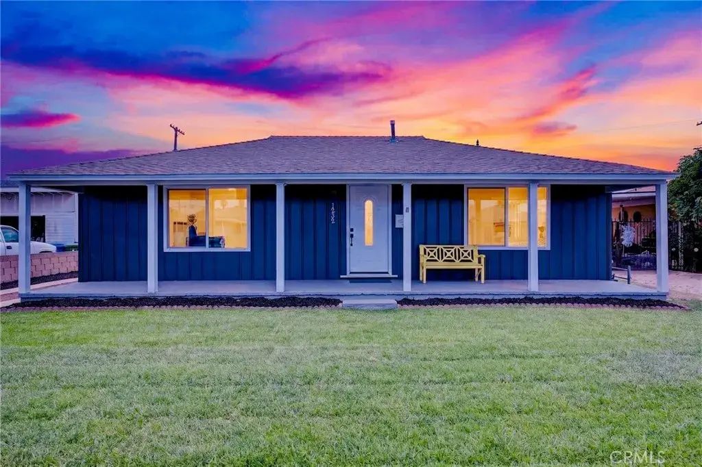 1232 W Papeete, Wilmington