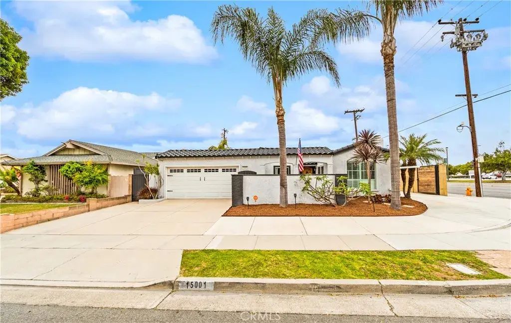 15001 Victoria, Huntington Beach