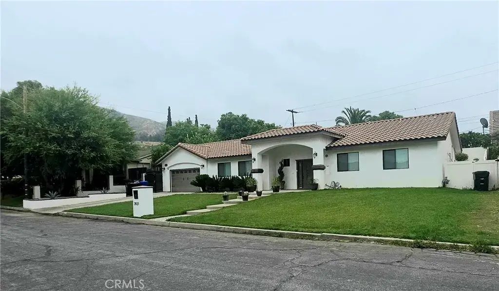 3921 La Hacienda, San Bernardino