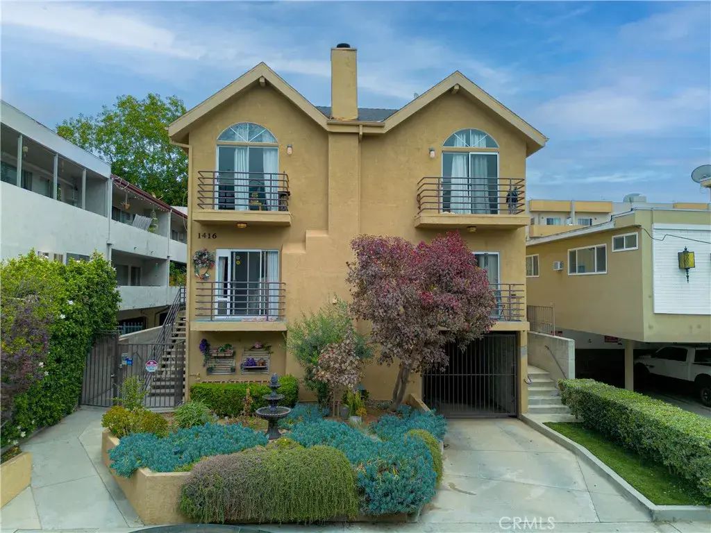 1416 N Vista, Los Angeles