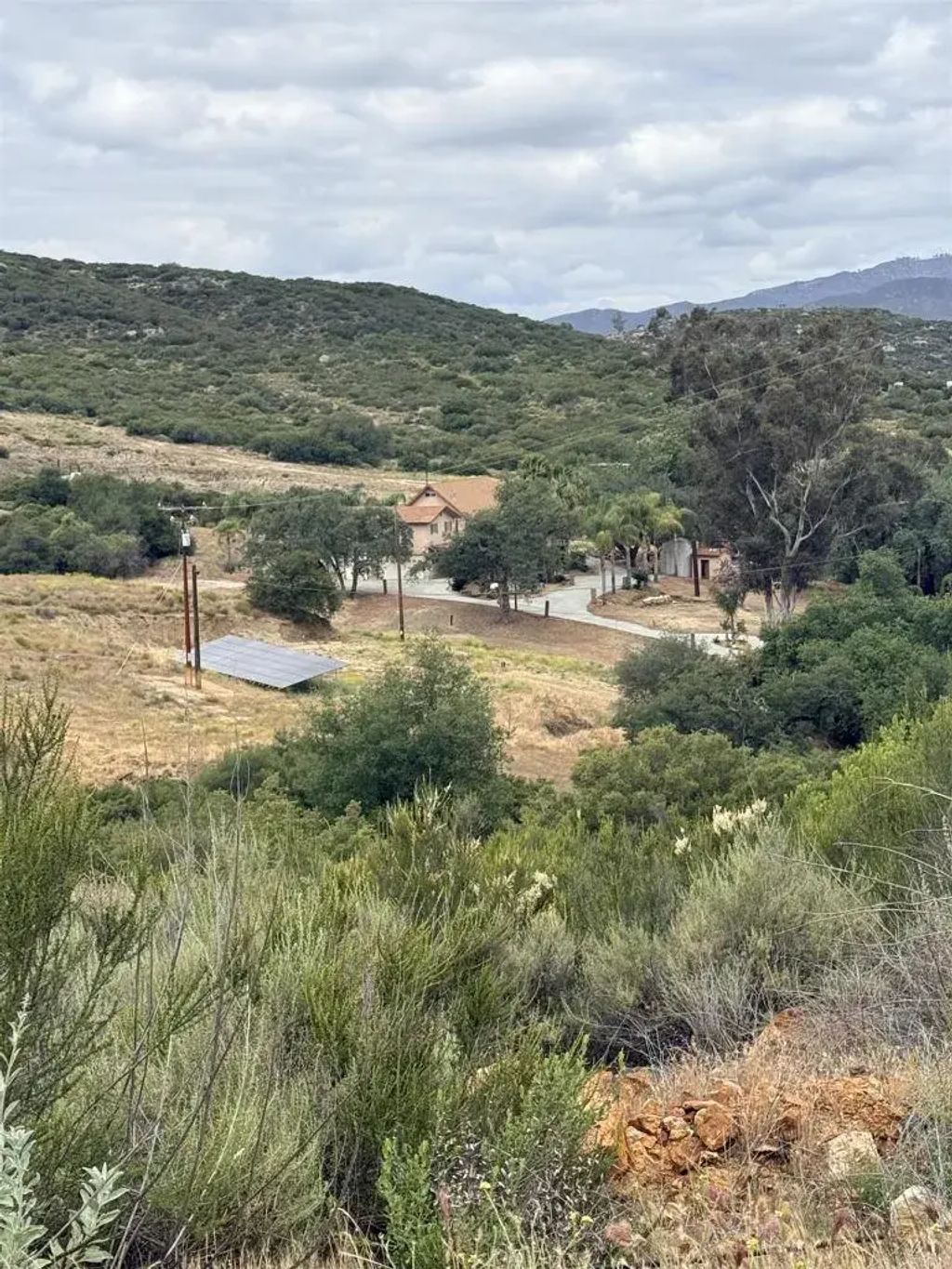 27543 Golden Eagle Road, Ramona