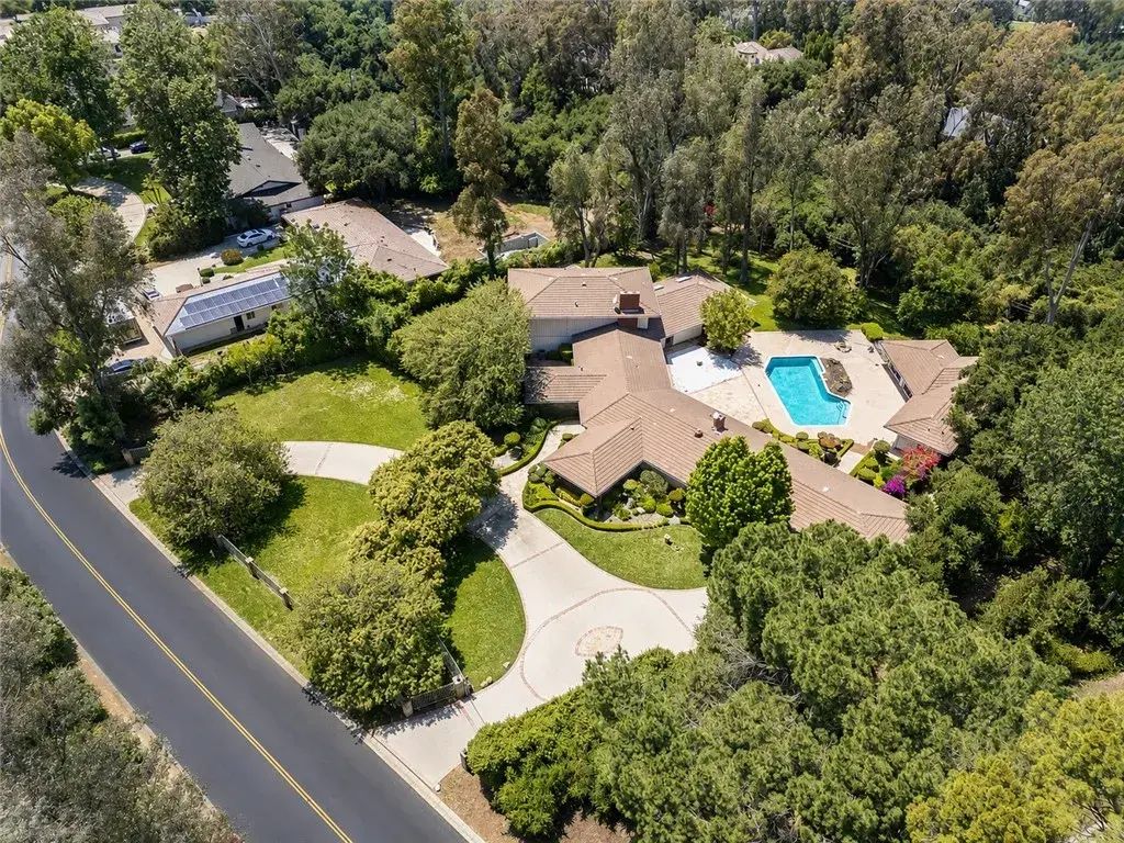 20827 E Mesarica Road, Covina