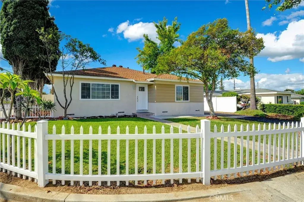 504 W Nubia Street, Covina