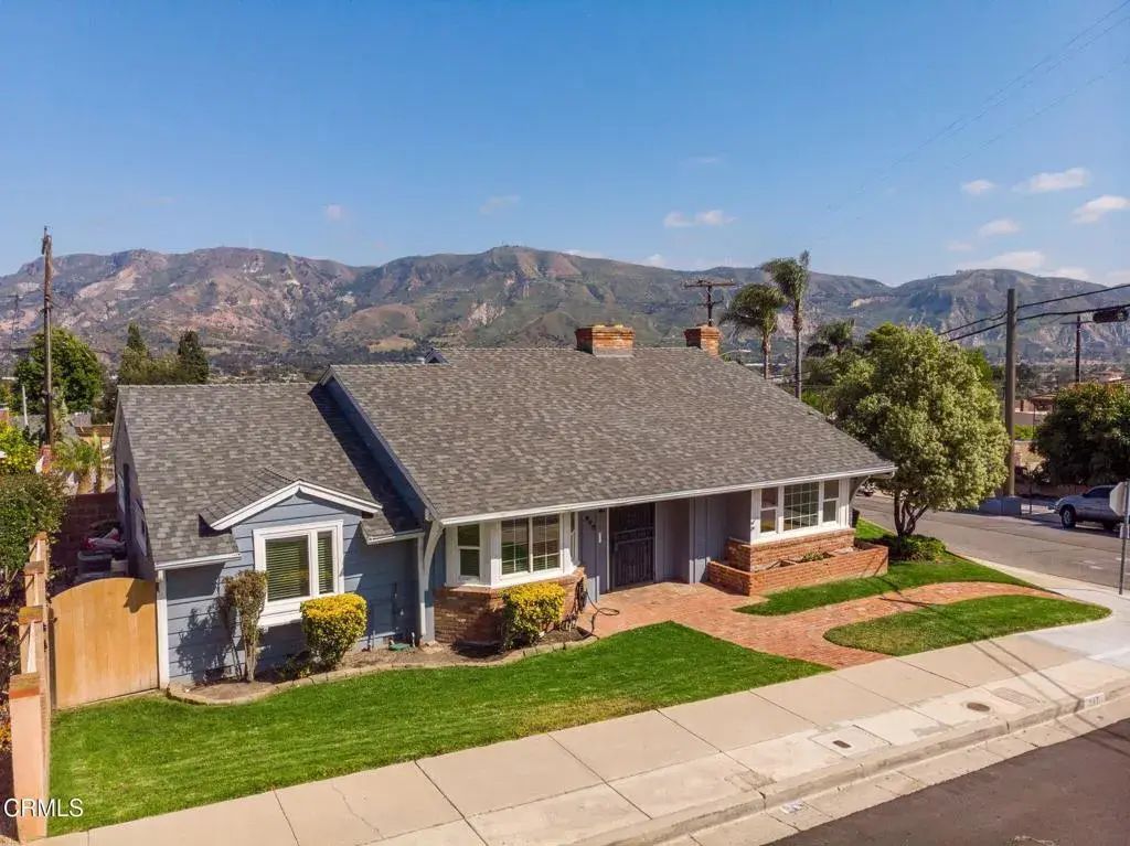 942 Loma Vista Place, Santa Paula