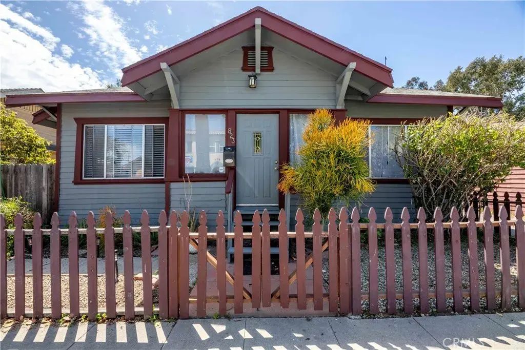 823 Maine, Long Beach