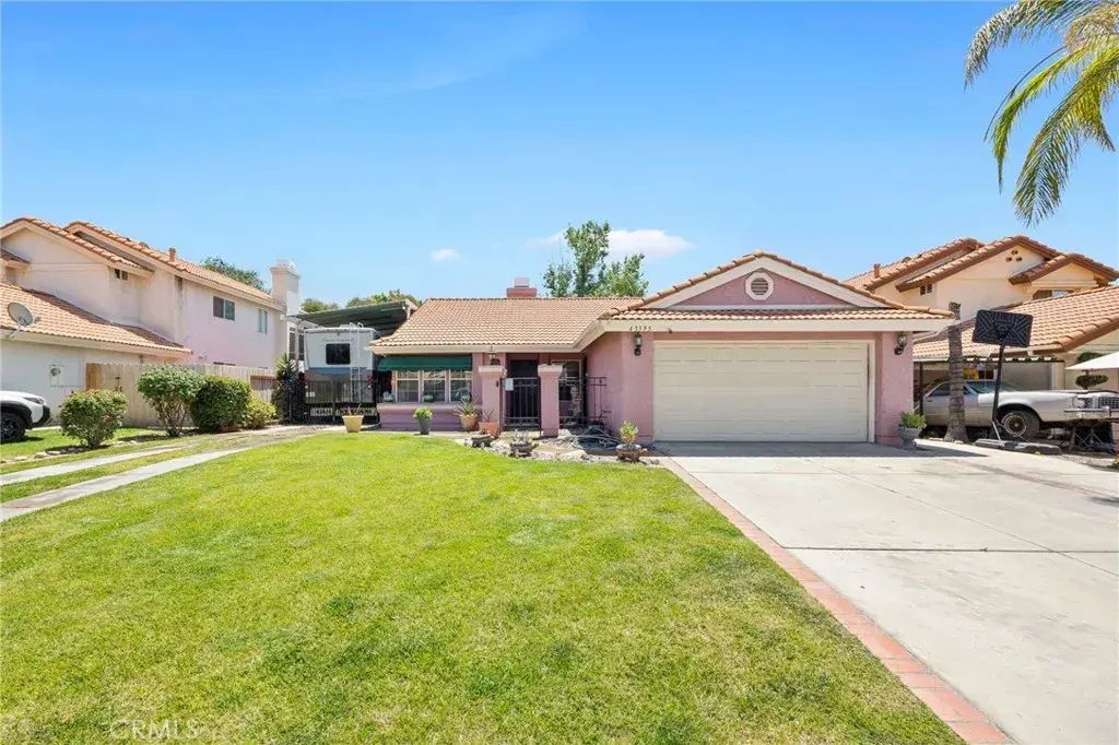 43395 Peartree, Hemet