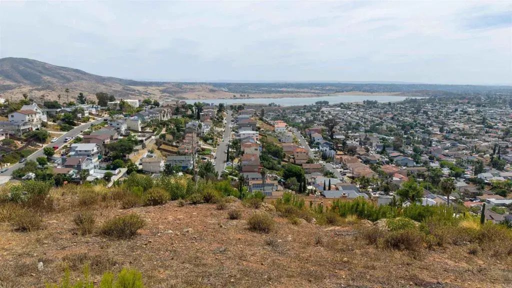 La Mesa, Spring Valley
