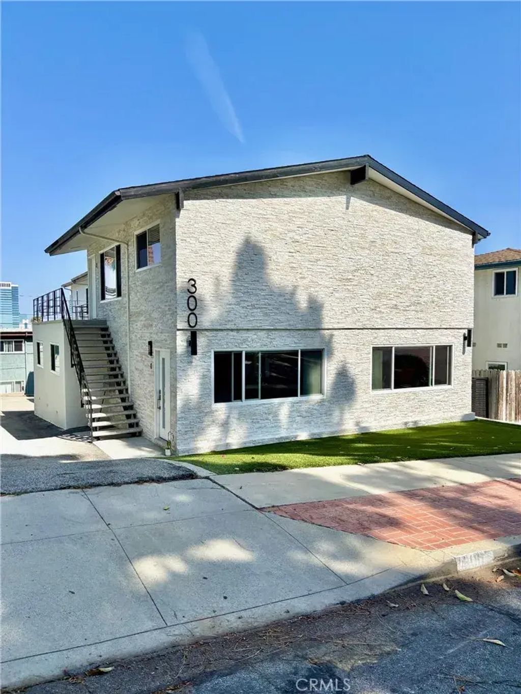 300 Maryland 2, El Segundo