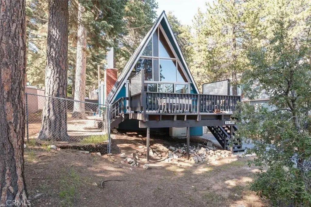 31496 Circle View, Running Springs