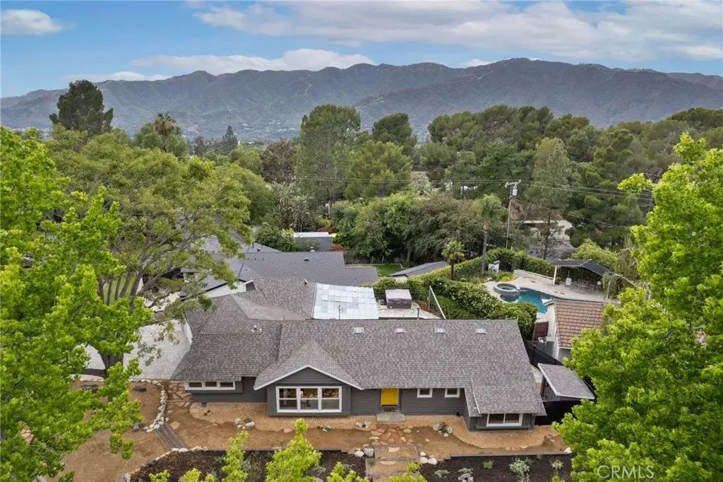 5031 El Adobe Lane, La Crescenta
