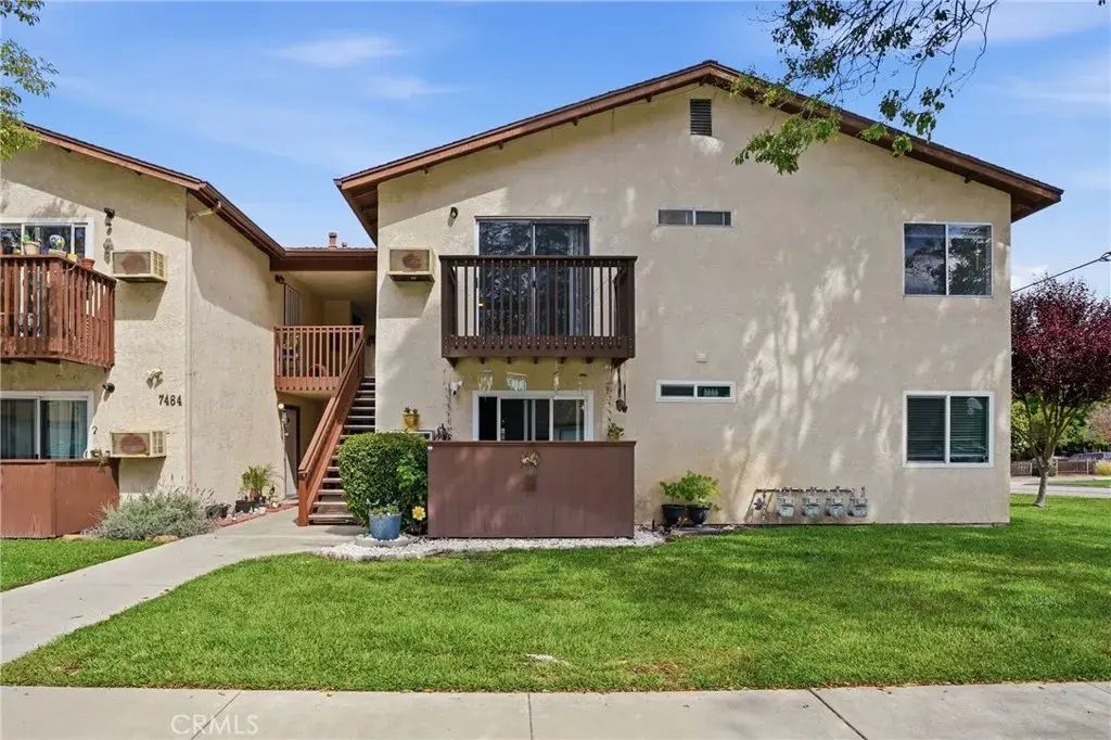 7464 Santa Ysabel F, Atascadero