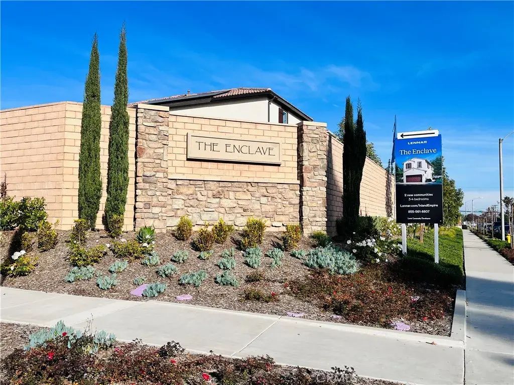 2031 Divine Arroyo, Upland