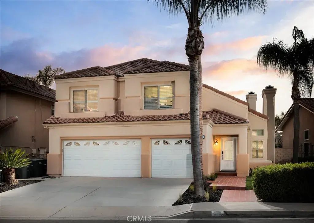 176 S Shadow Pines Road, Orange