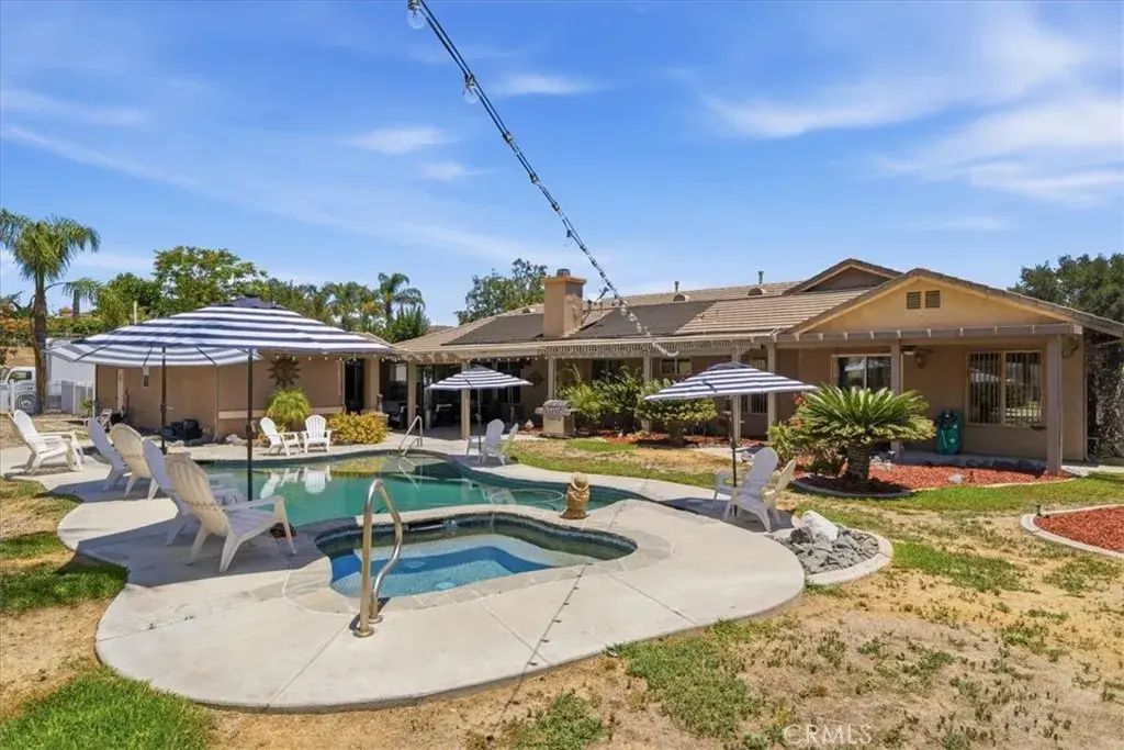 23841 Piedras, Lake Mathews