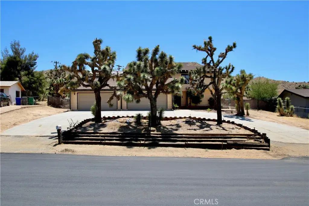 56563 Golden Bee, Yucca Valley