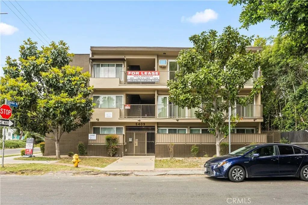 5409 Radford Avenue 7, Valley Village