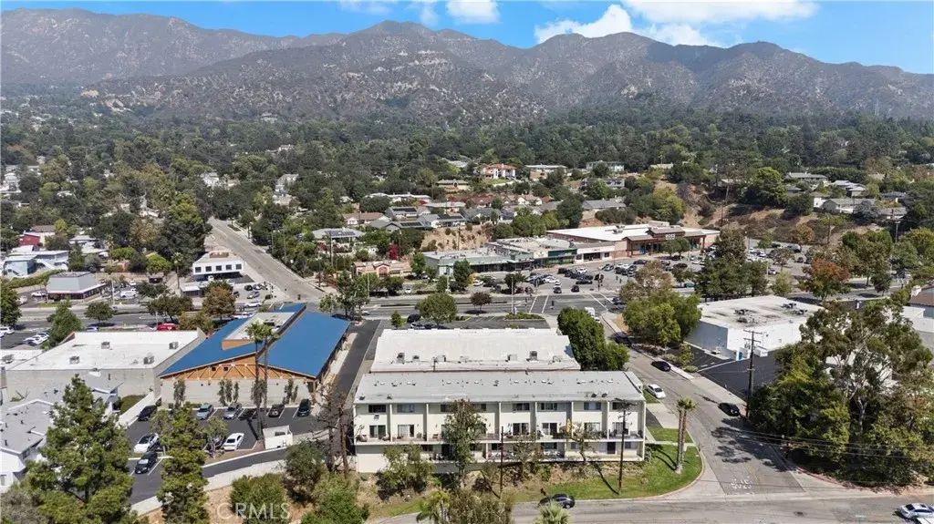 4479 Rockland, La Canada Flintridge