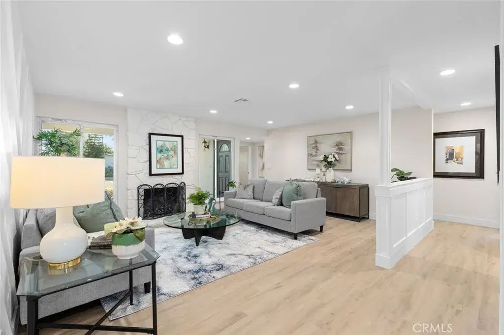 16541 Loire Circle, Huntington Beach