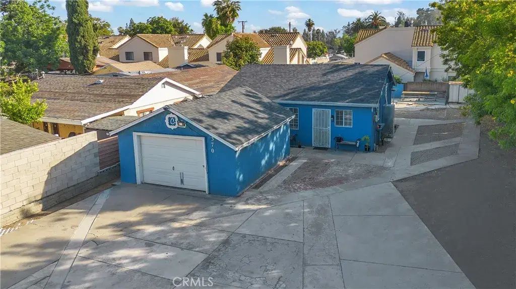 370 W Artesia, Pomona