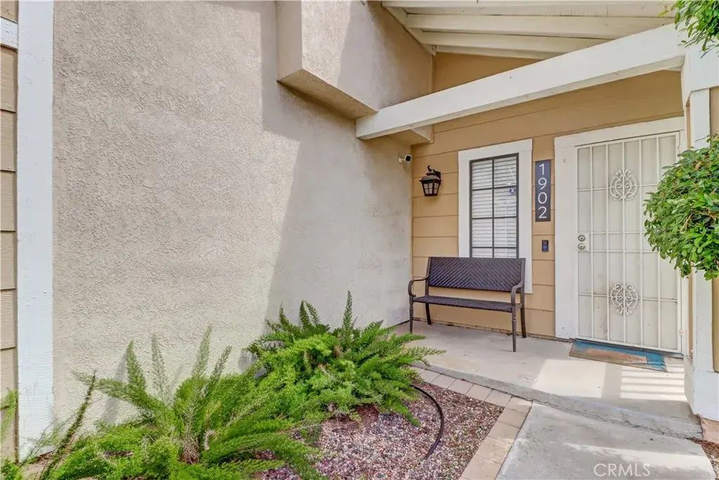 1902 W Westwind, Colton