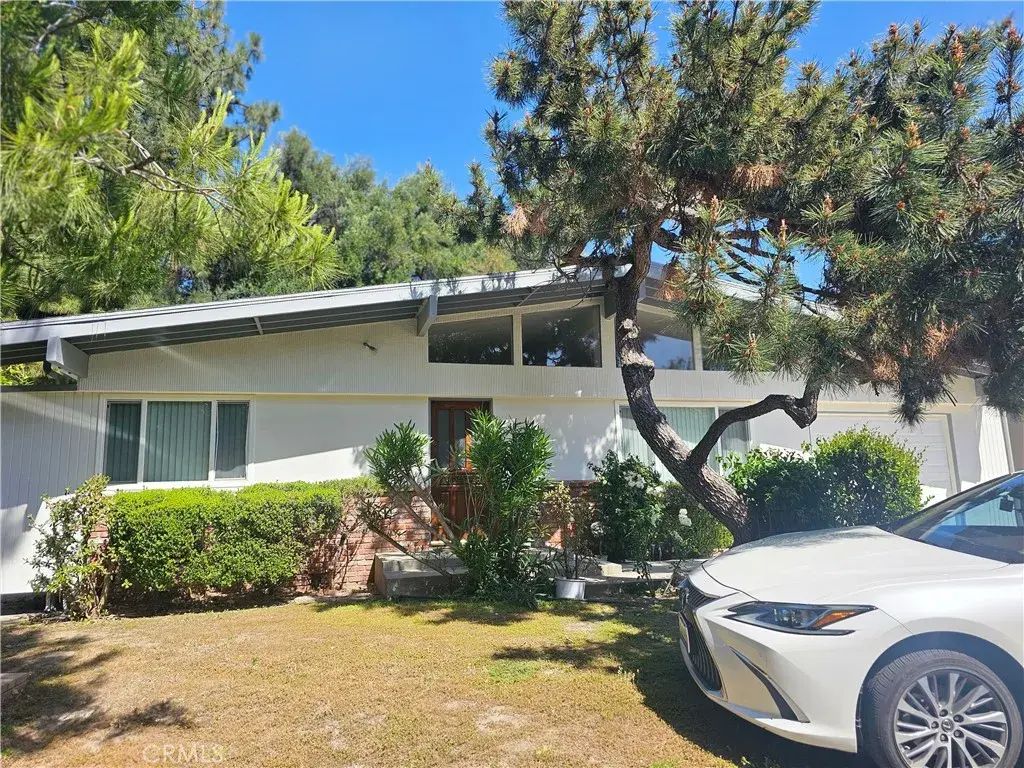 4542 La Granada, La Canada Flintridge