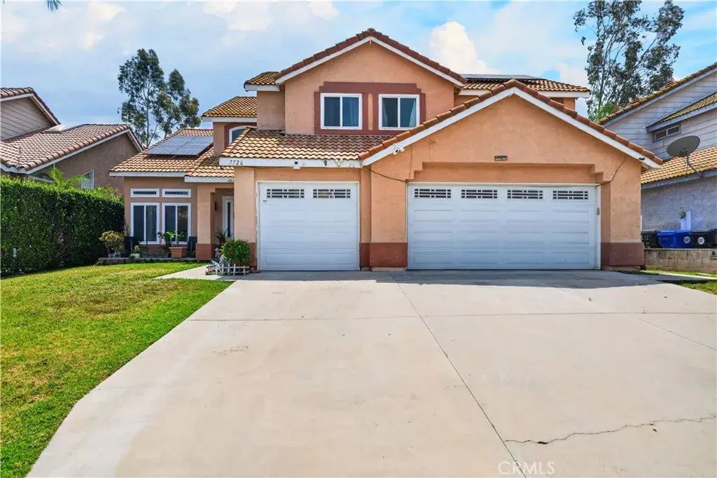 7726 Whitney Drive, Jurupa Valley