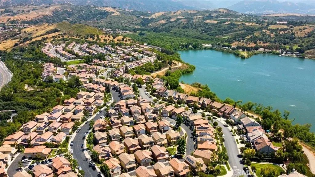 321 Trailblazer, Mission Viejo
