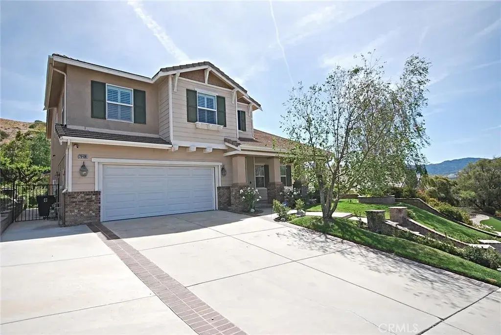 28406 Falcon Crest, Canyon Country