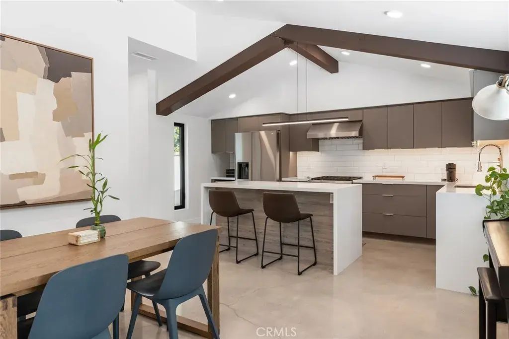 24655 Park Miramar, Calabasas