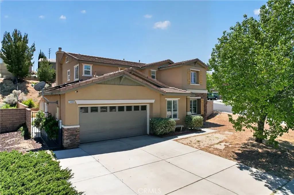 2400 Allysum, Palmdale