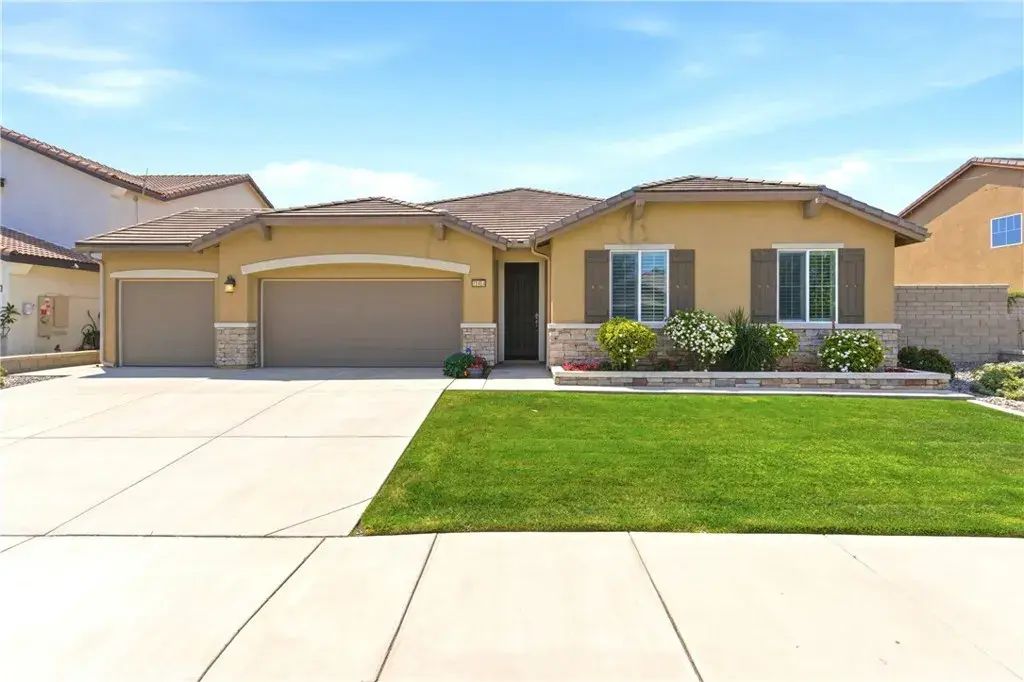 11414 Corte Los Laureles, Jurupa Valley
