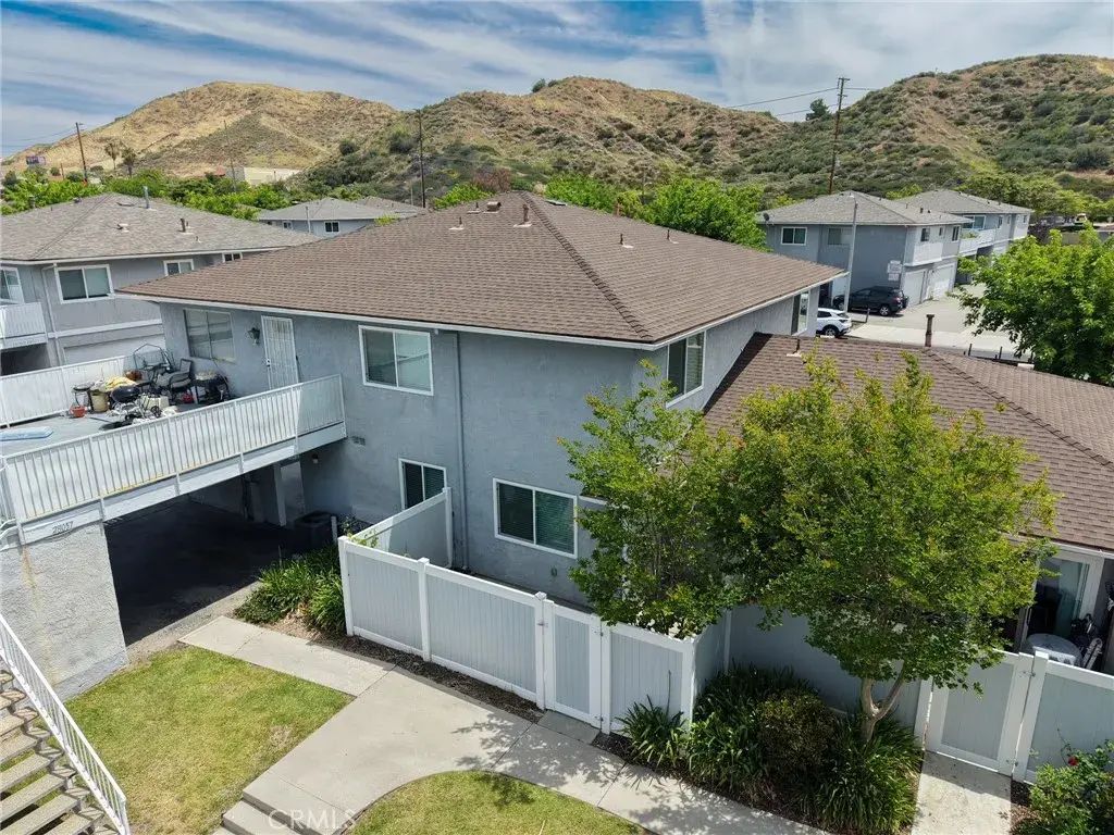 28059 Robin, Saugus