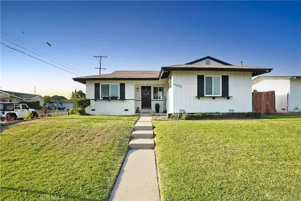15003 Crestoak Drive, La Mirada
