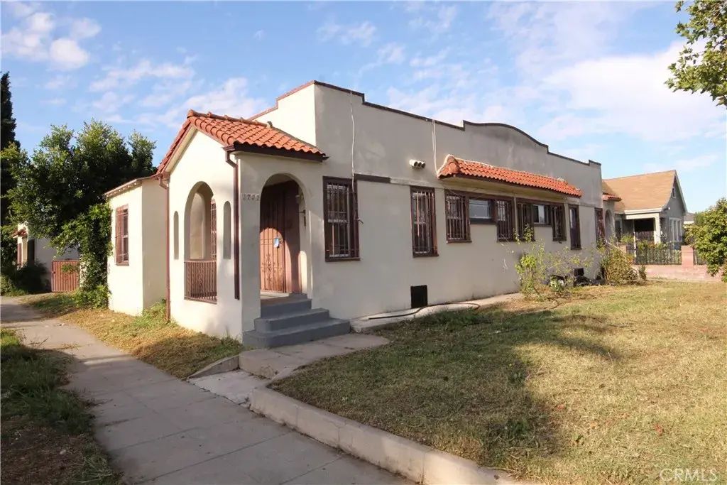 3959 S St Andrews, Los Angeles