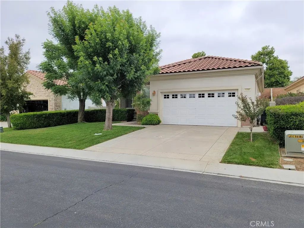 1744 Sarazen, Beaumont
