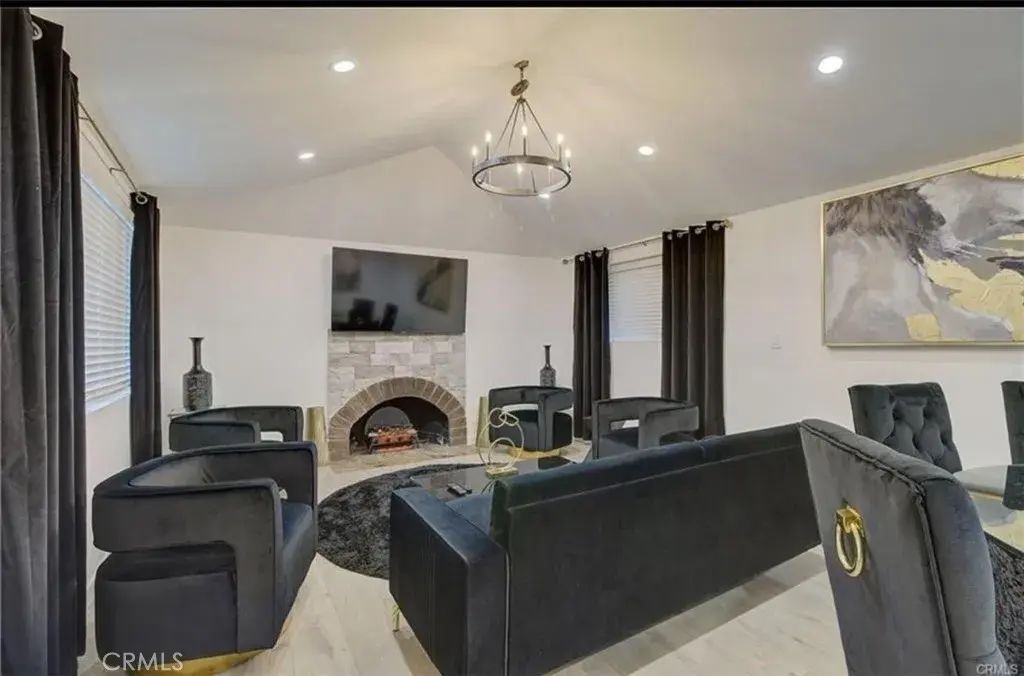 9578 Sunland, Shadow Hills