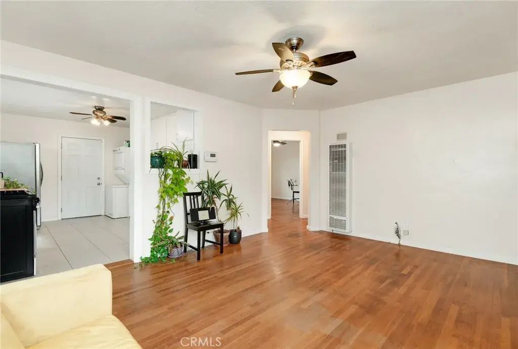 3255 Menlo, EAST SAN DIEGO