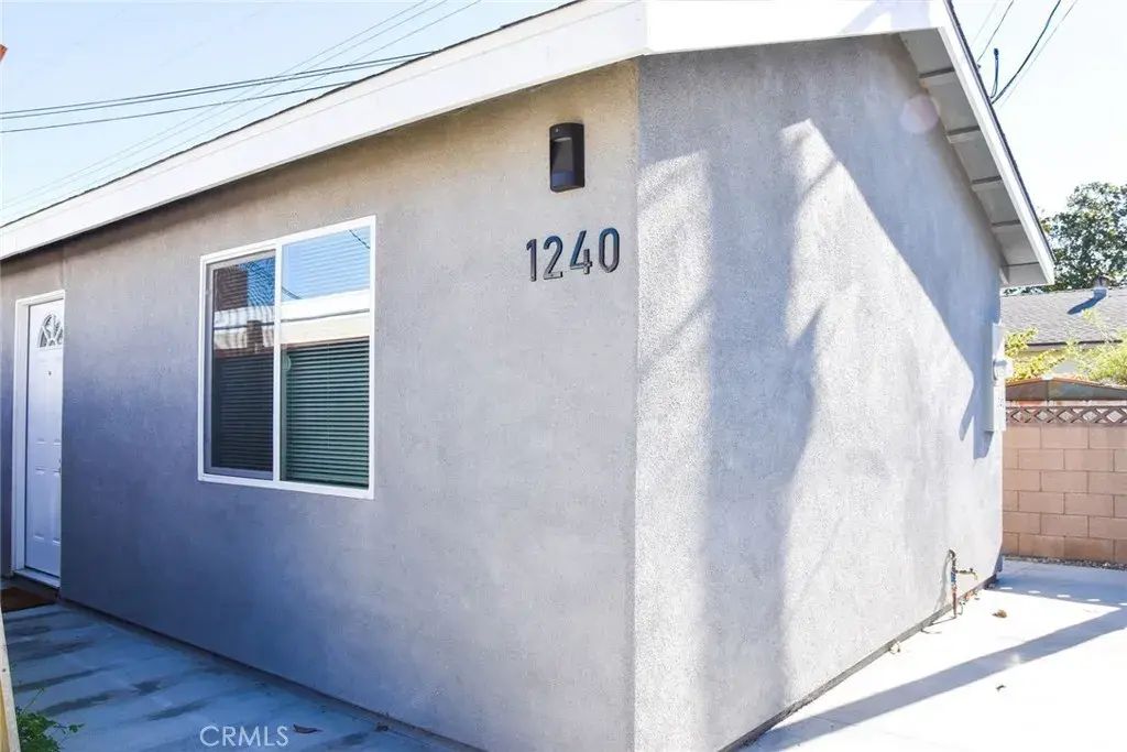 1238 Locust, Orange