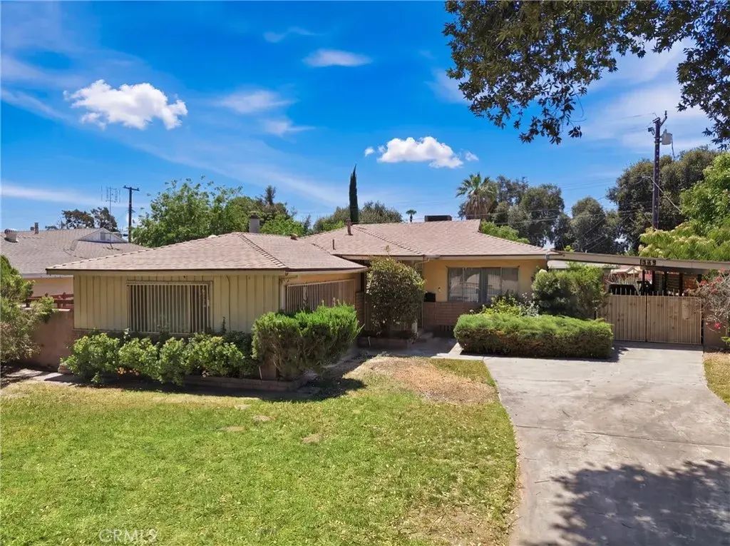 1569 W 16th Street, San Bernardino