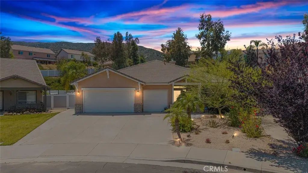27707 Blue Mesa, Corona