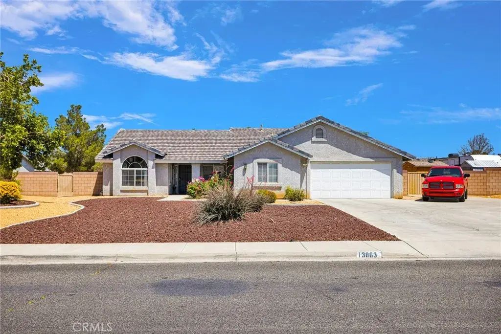 13863 Coachella Road, Apple Valley
